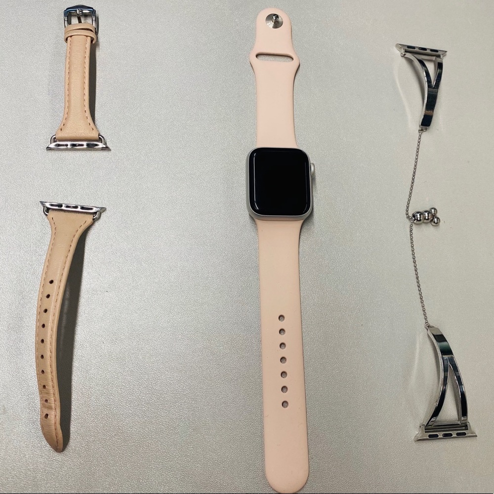 Apple Watch 5 + bands